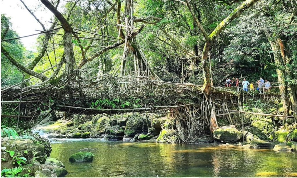 Mawlynnong-Shillong Meghalaya Undiscovered Mountains- UM-